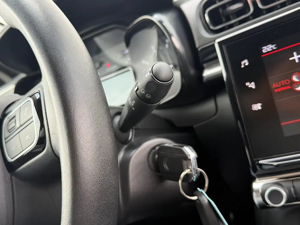 Citroën C3 Citroen C3 1.2 PureTech 110pk Shine Automa uit 2019, foto 10