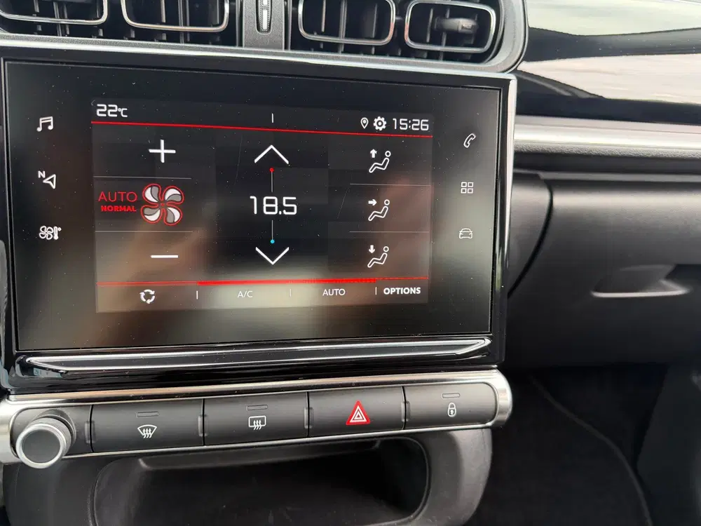 Citroën C3 Citroen C3 1.2 PureTech 110pk Shine Automa uit 2019, foto 12