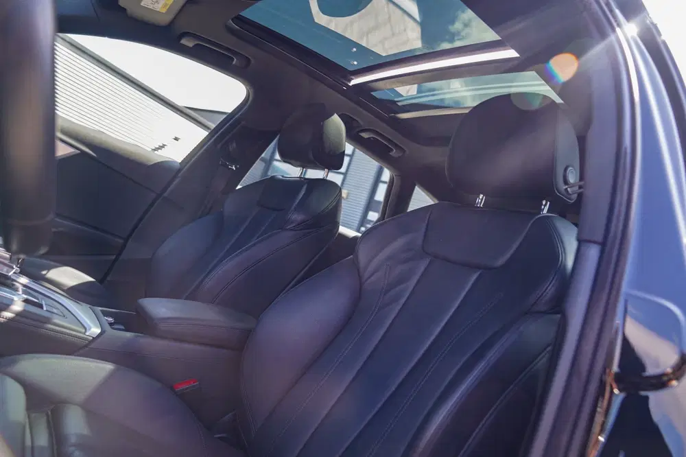 Audi A4 45 TFSI Sport S line black edition uit 2019, foto 8