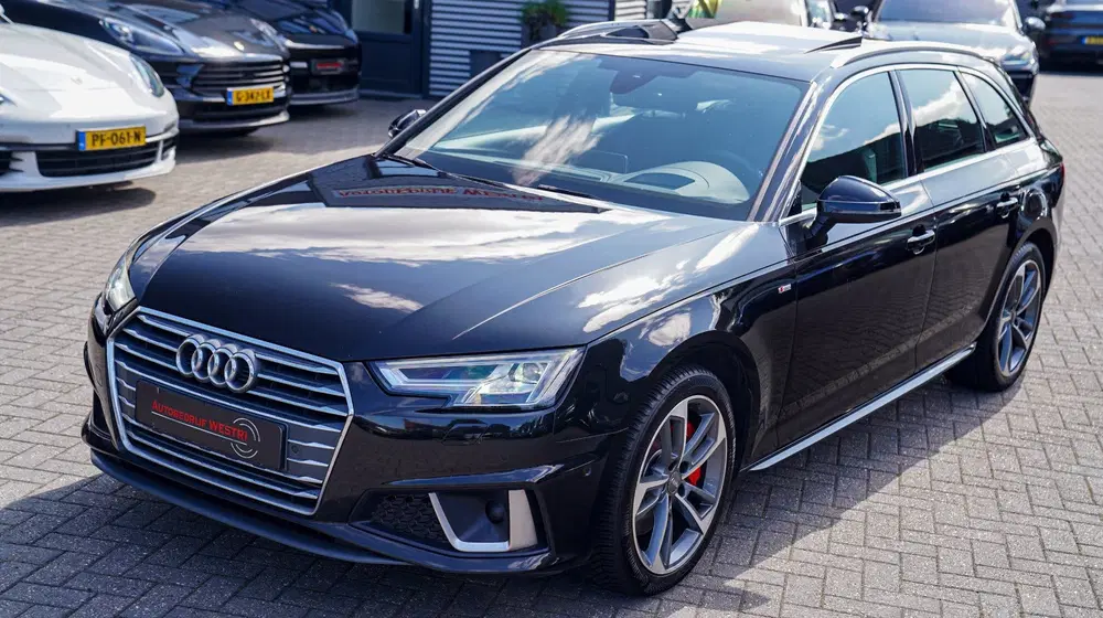 Audi A4 45 TFSI Sport S line black edition uit 2019, foto 9