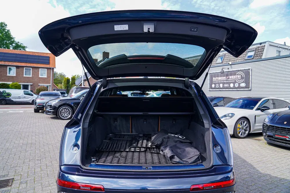 Audi Q7 55 TFSI e quattro Pro Line S uit 2024, foto 15