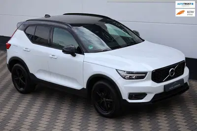 Volvo XC40 2.0 T4 AWD R-Design LED Navi Trekhaak H uit 2019