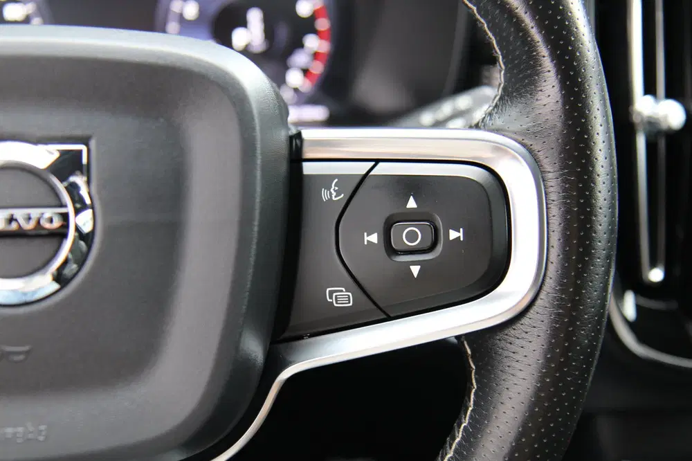 Volvo XC40 2.0 T4 AWD R-Design LED Navi Trekhaak H uit 2019, foto 15