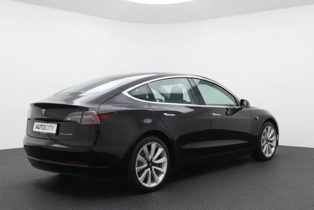 Tesla Model 3 Long Range AWD 75kWh 89% SOH l Pano uit 2019, foto 5