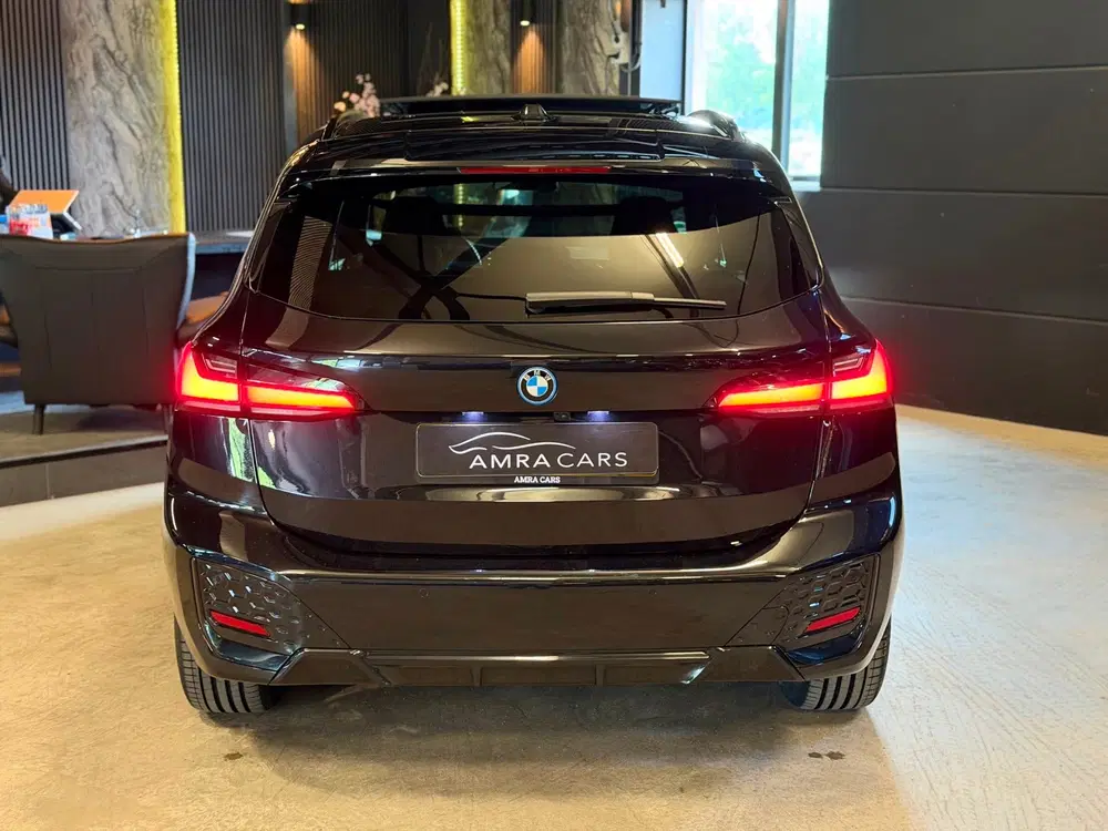 BMW 2-serie Active Tourer 230e xDrive M sport uit 2024, foto 5