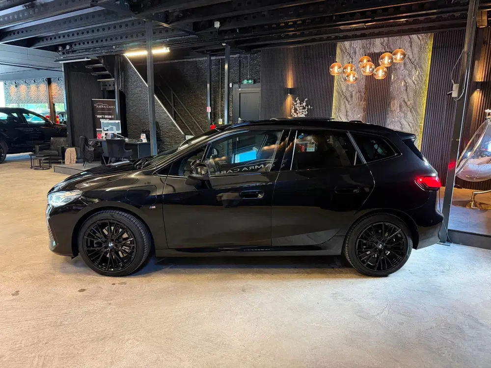 BMW 2-serie Active Tourer 230e xDrive M sport uit 2024, foto 8