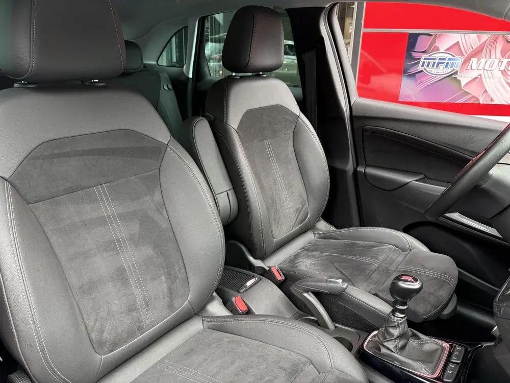 Opel Crossland 1.2 Turbo Level 3 Ultimate uit 2023, foto 14