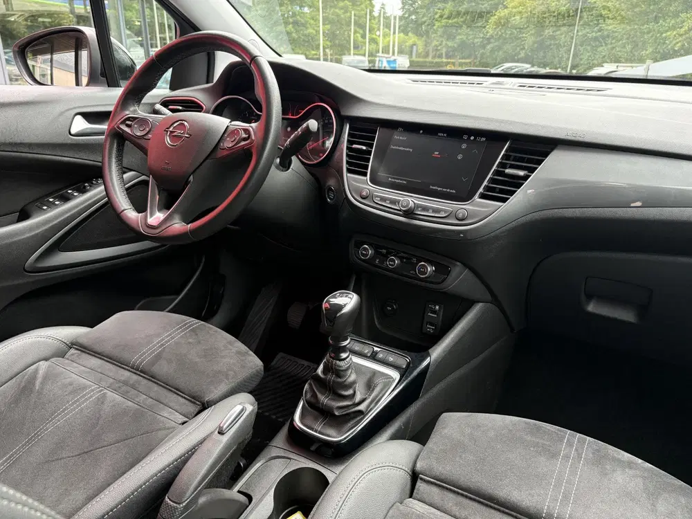 Opel Crossland 1.2 Turbo Level 3 Ultimate uit 2023, foto 15