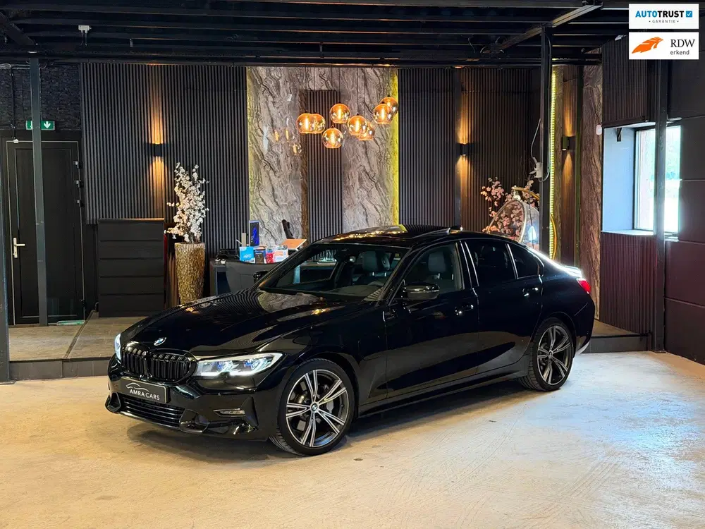 BMW 3-serie 330e M sport uit 2021