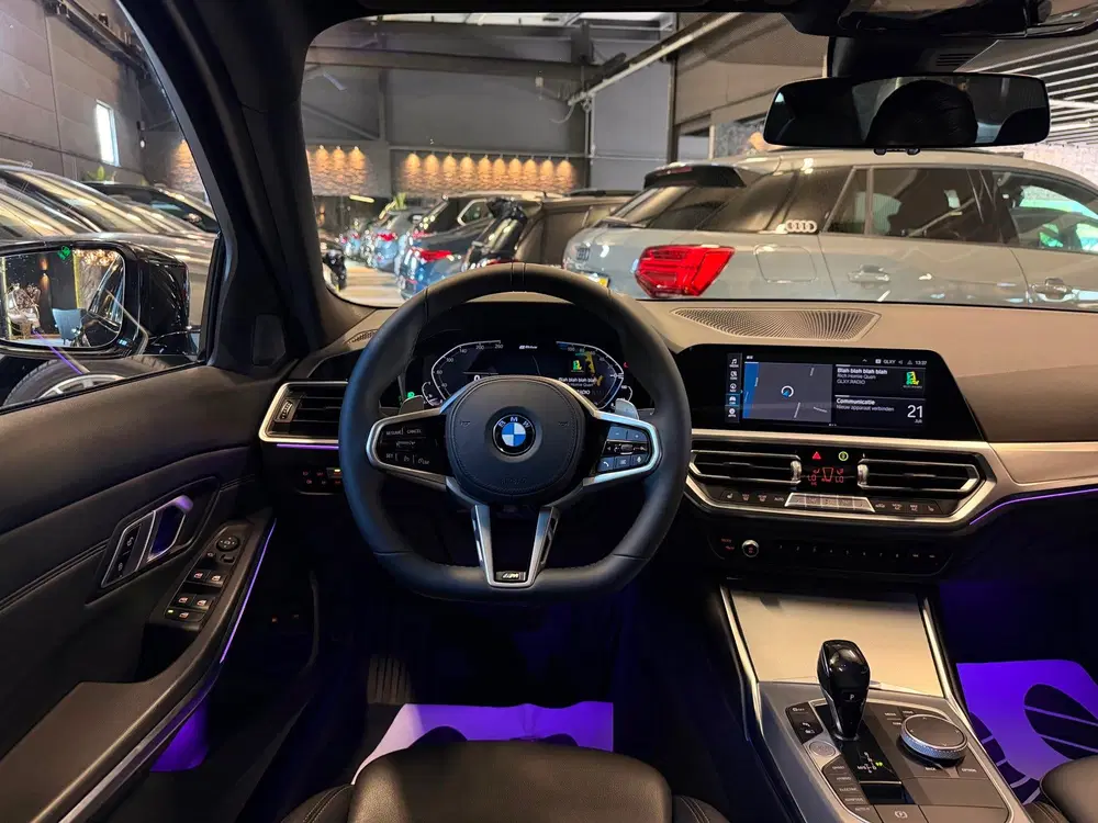 BMW 3-serie 330e M sport uit 2021, foto 11