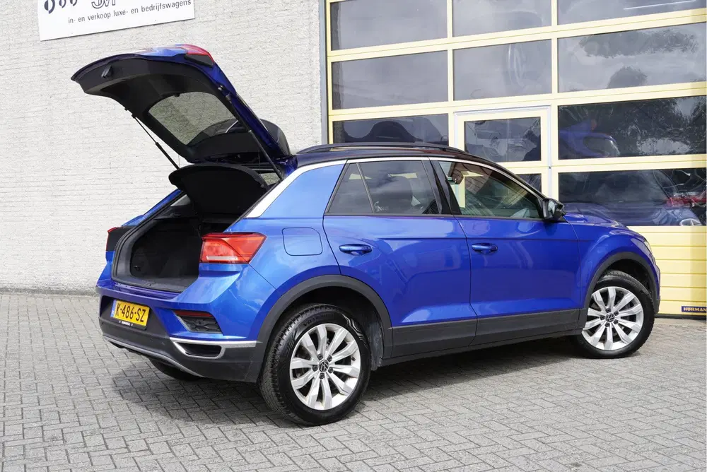 Volkswagen T-Roc 1.0 TSI Style BJ2021 Lmv 17" uit 2021, foto 12