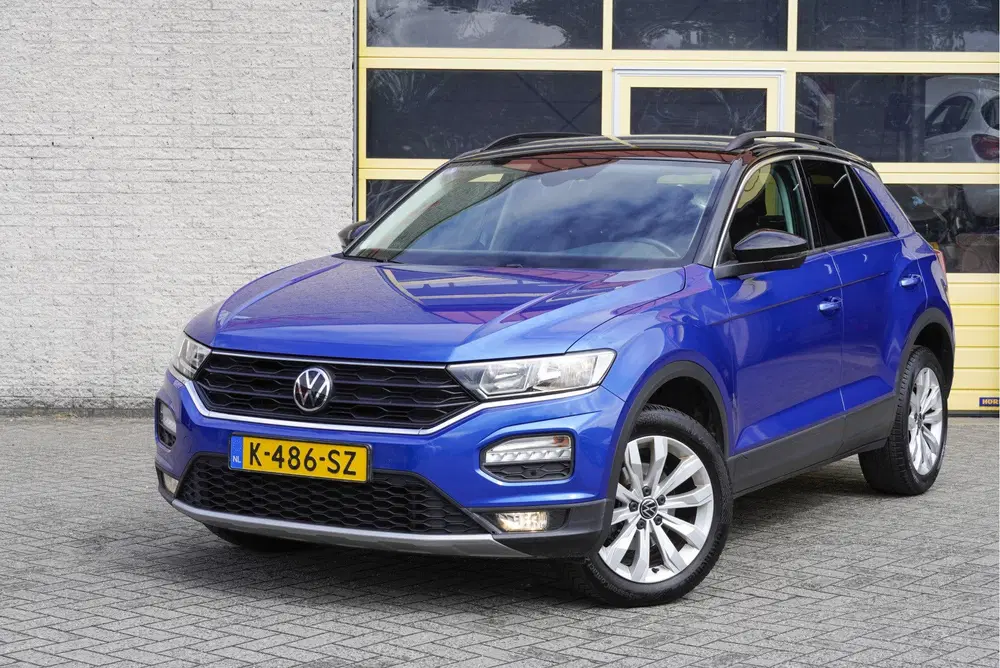 Volkswagen T-Roc 1.0 TSI Style BJ2021 Lmv 17" uit 2021, foto 3