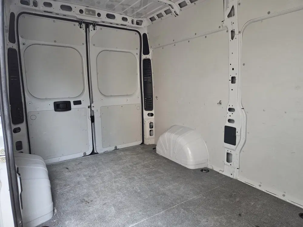 Opel Movano uit 2023, foto 14