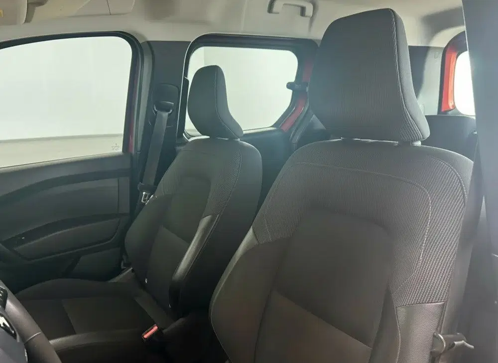Renault Kangoo 1.3 TCe uit 2023, foto 11