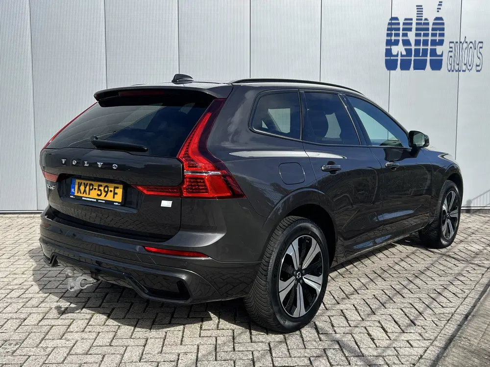 Volvo XC60 2.0 T8 455 PK AWD Plus Dark Trekhaak Harma uit 2024, foto 3