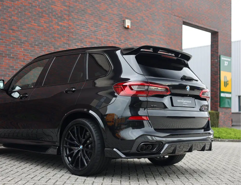 BMW X5 M50i uit 2020, foto 11