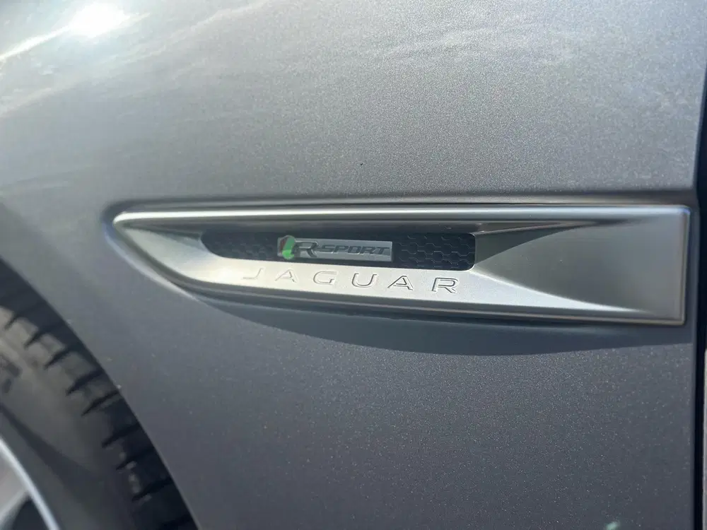Jaguar XF 2.0d Chequered Flag R Sport Panoramadak uit 2020, foto 9