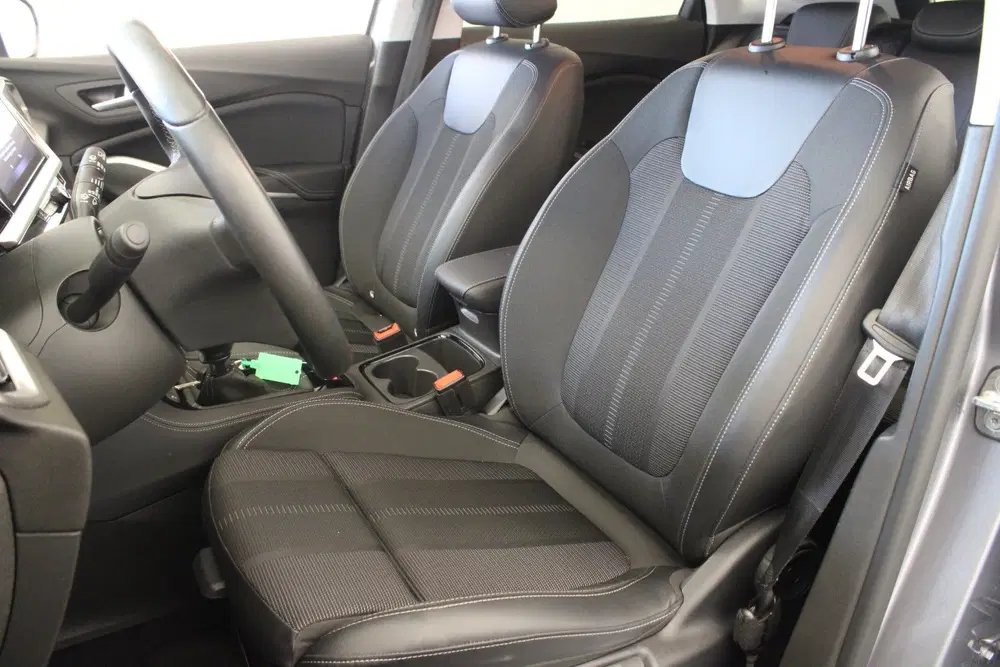 Opel Grandland 1.2 Turbo Elegance uit 2023, foto 11