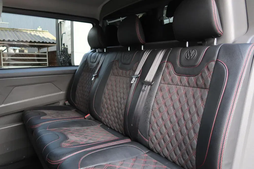 Volkswagen Transporter 2.0 TDI L2H1 32 DC Highline AUT uit 2021, foto 12