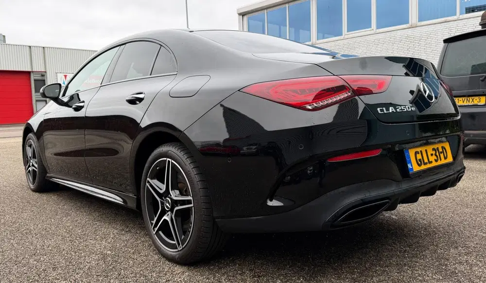 Mercedes-Benz CLA 250 e Premium Plus uit 2021, foto 5