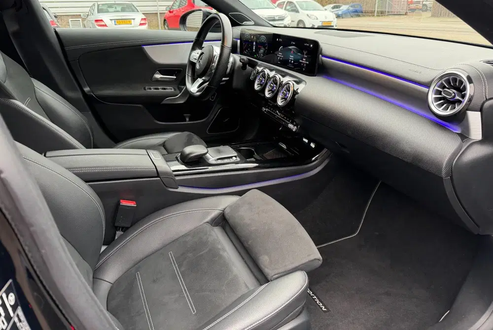 Mercedes-Benz CLA 250 e Premium Plus uit 2021, foto 8