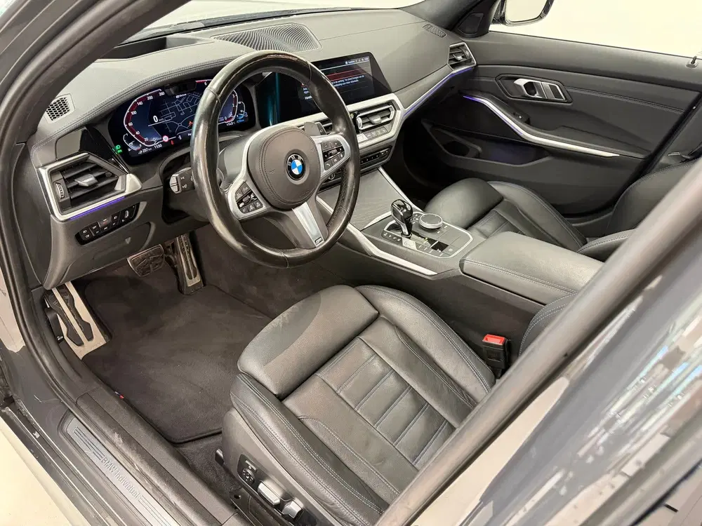 BMW 3-serie 3 Serie Touring 330e M-Sport Plus uit 2021, foto 5