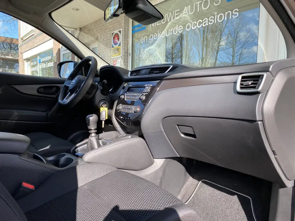 Nissan Qashqai 1.3 DIG-T Visia Climate contr uit 2019, foto 6