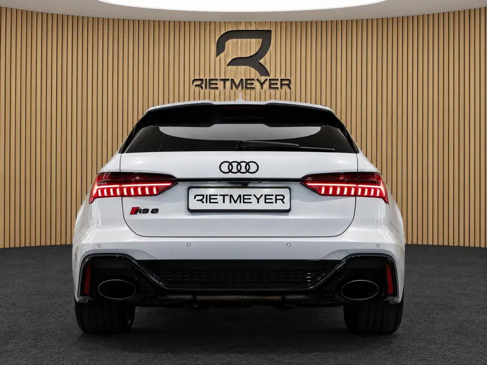 Audi A6 RS 6 TFSI quattro uit 2020, foto 7