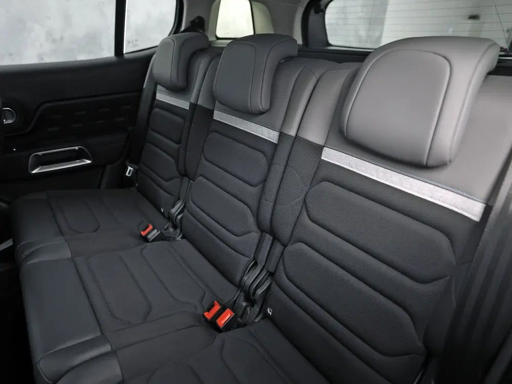 Citroën C5 Aircross 1.6 Plug-in Hybrid 180 Sport Automaat ( uit 2023, foto 13