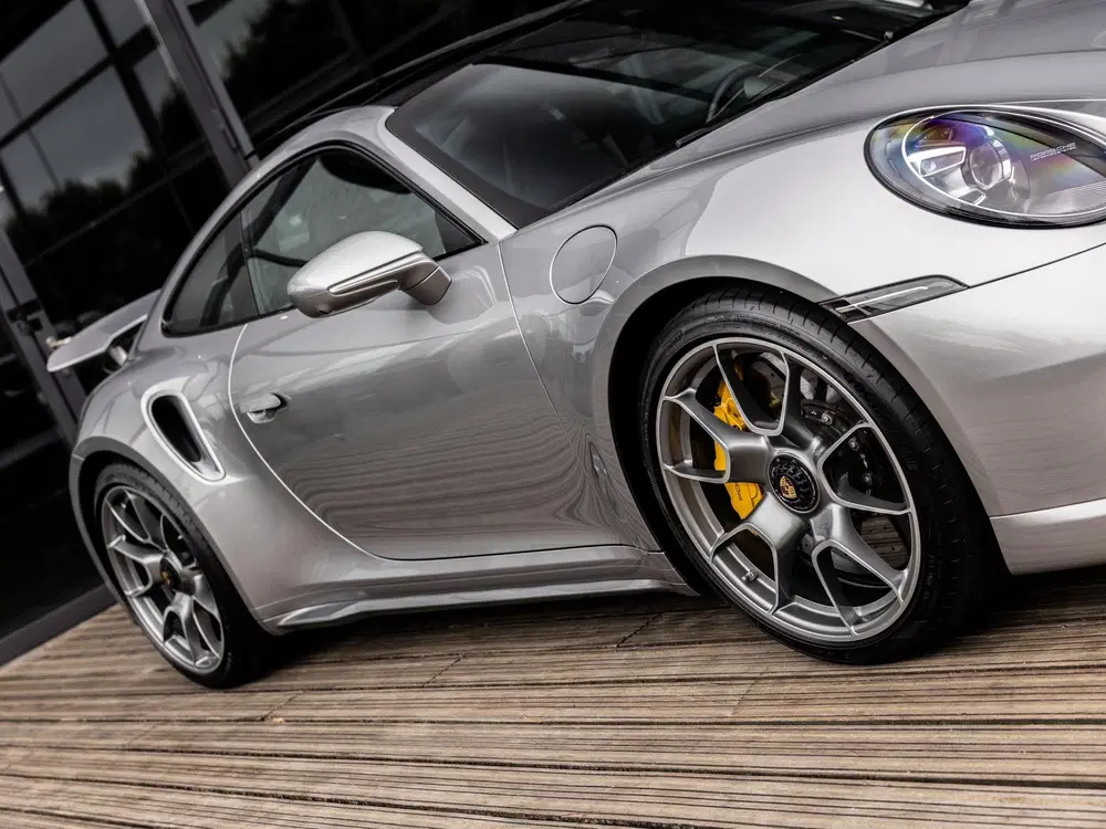 Porsche 911 3.8 Turbo S uit 2022, foto 10
