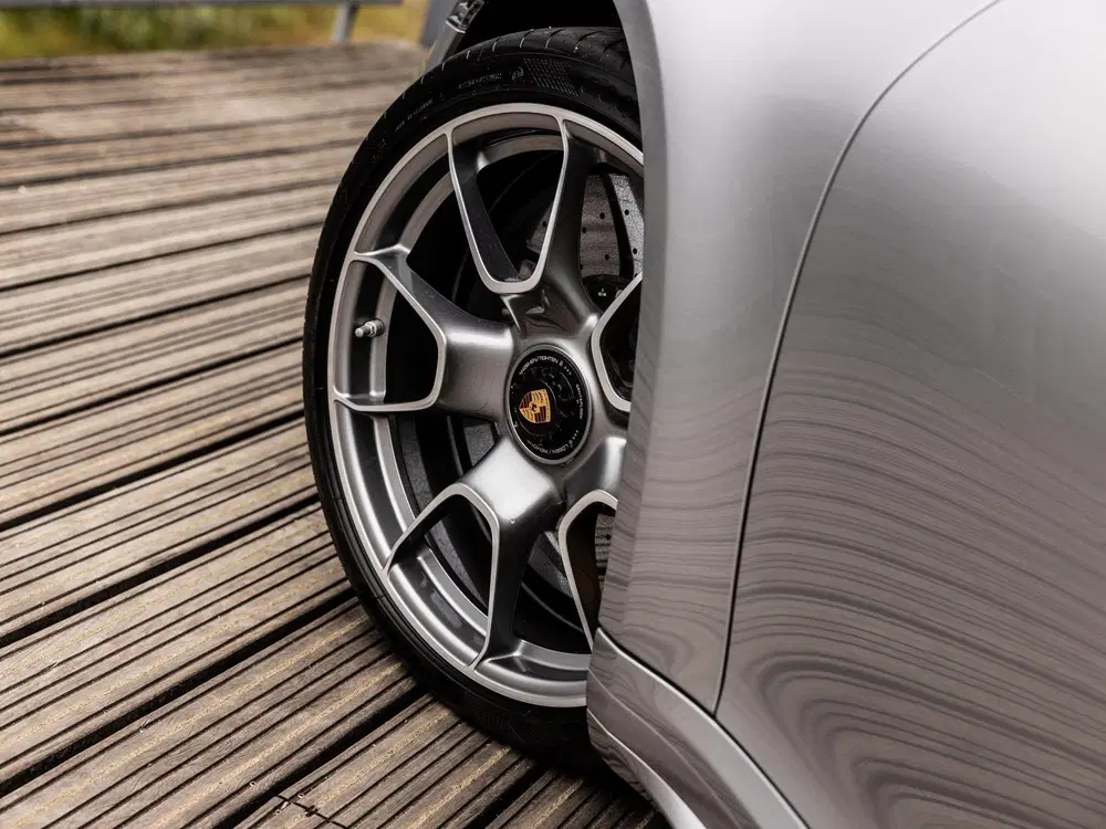 Porsche 911 3.8 Turbo S uit 2022, foto 11