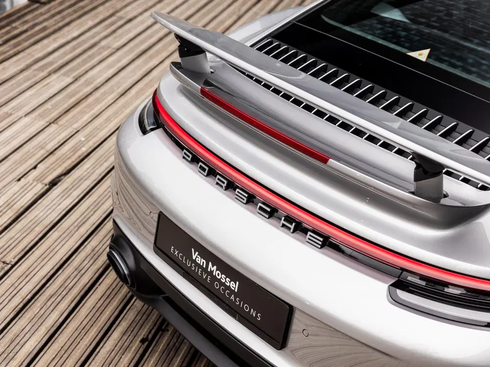 Porsche 911 3.8 Turbo S uit 2022, foto 12