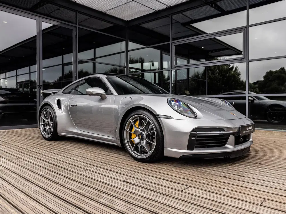 Porsche 911 3.8 Turbo S uit 2022, foto 4