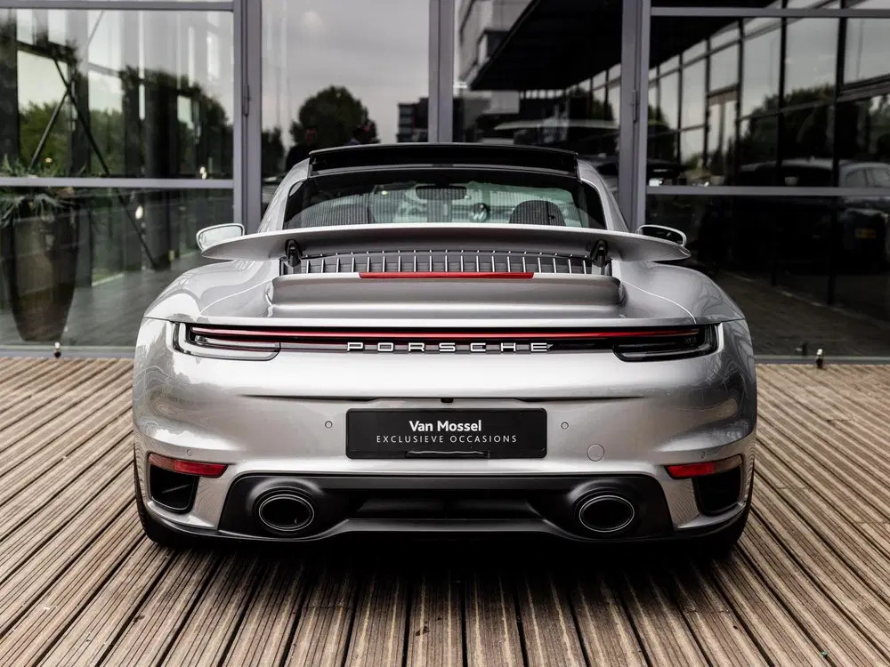 Porsche 911 3.8 Turbo S uit 2022, foto 6
