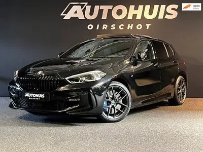 BMW 1-serie 118i High Executive Edition M Pano uit 2020