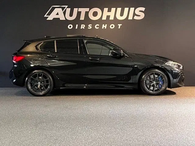 BMW 1-serie 118i High Executive Edition M Pano uit 2020, foto 6