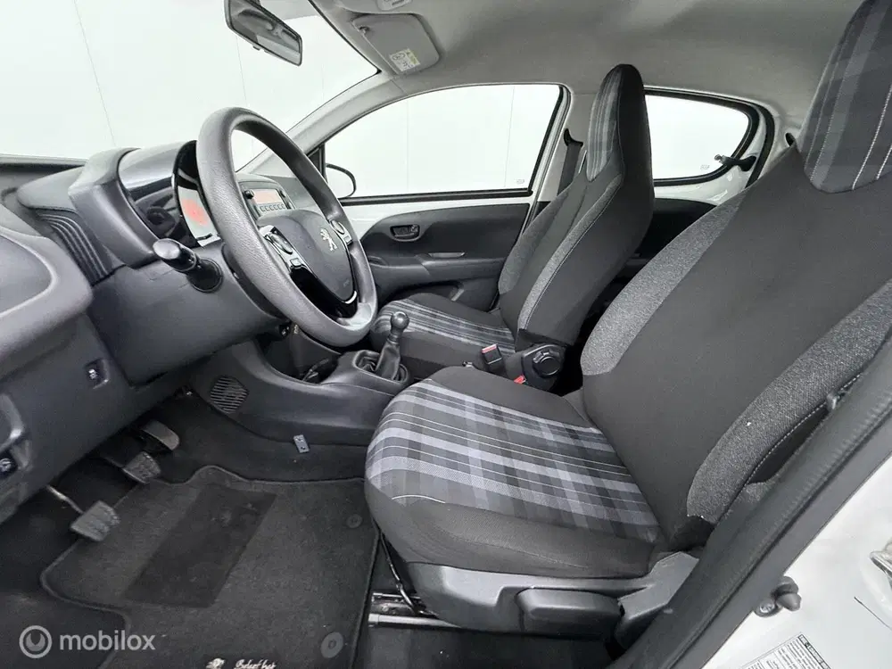 Peugeot 108 1.0 e-VTi Active uit 2020, foto 10