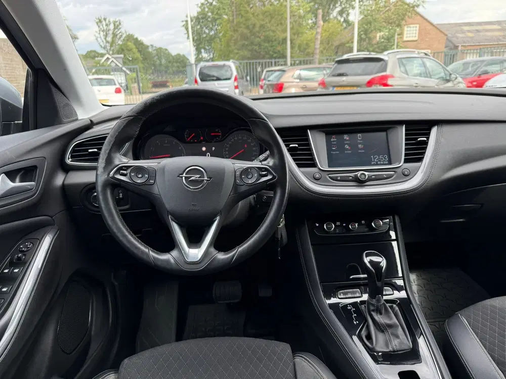 Opel Grandland 1.2 Turbo Business Edition uit 2019, foto 14