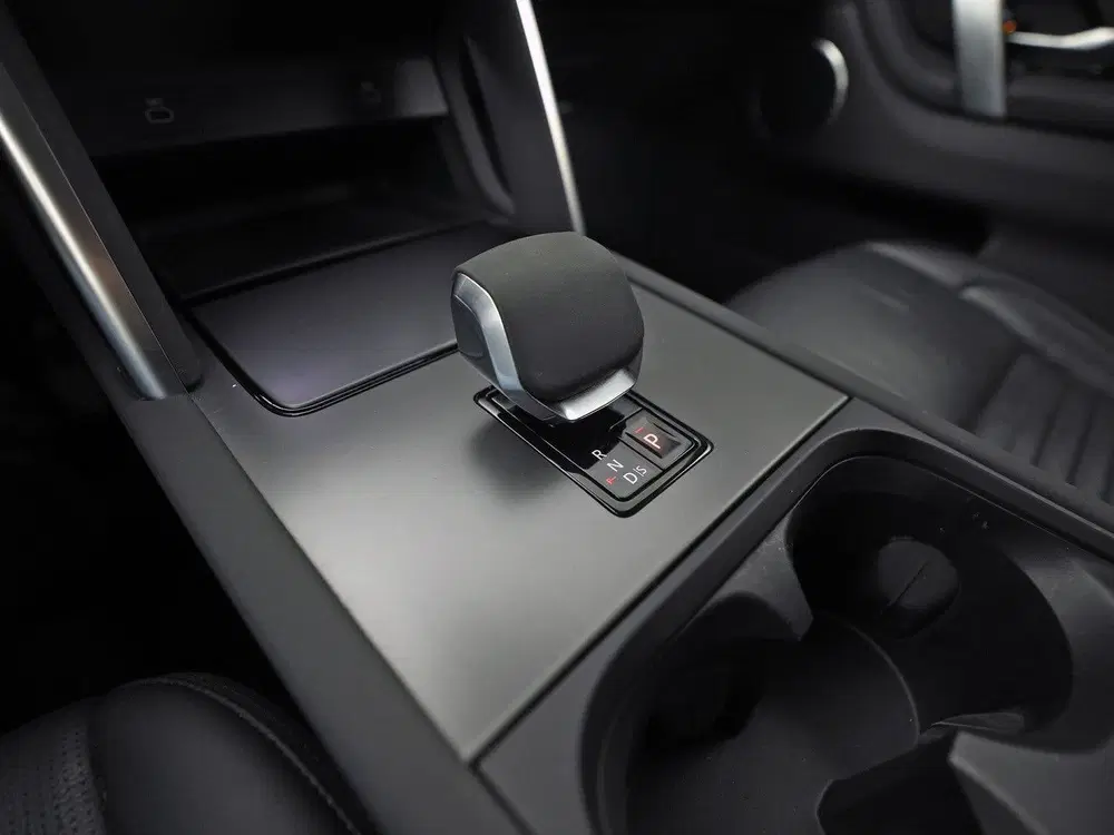 Land Rover Discovery Sport 1.5 P300E PHEV Dynamic S 4WD 309P uit 2023, foto 9