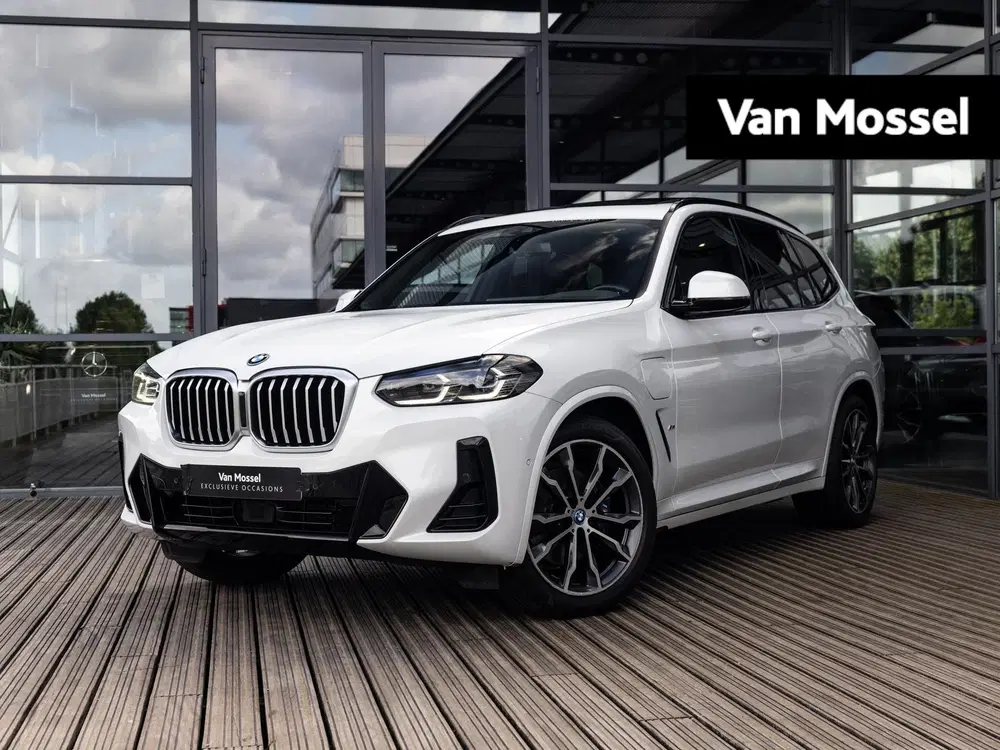 BMW X3 xDrive30e High Executive uit 2023