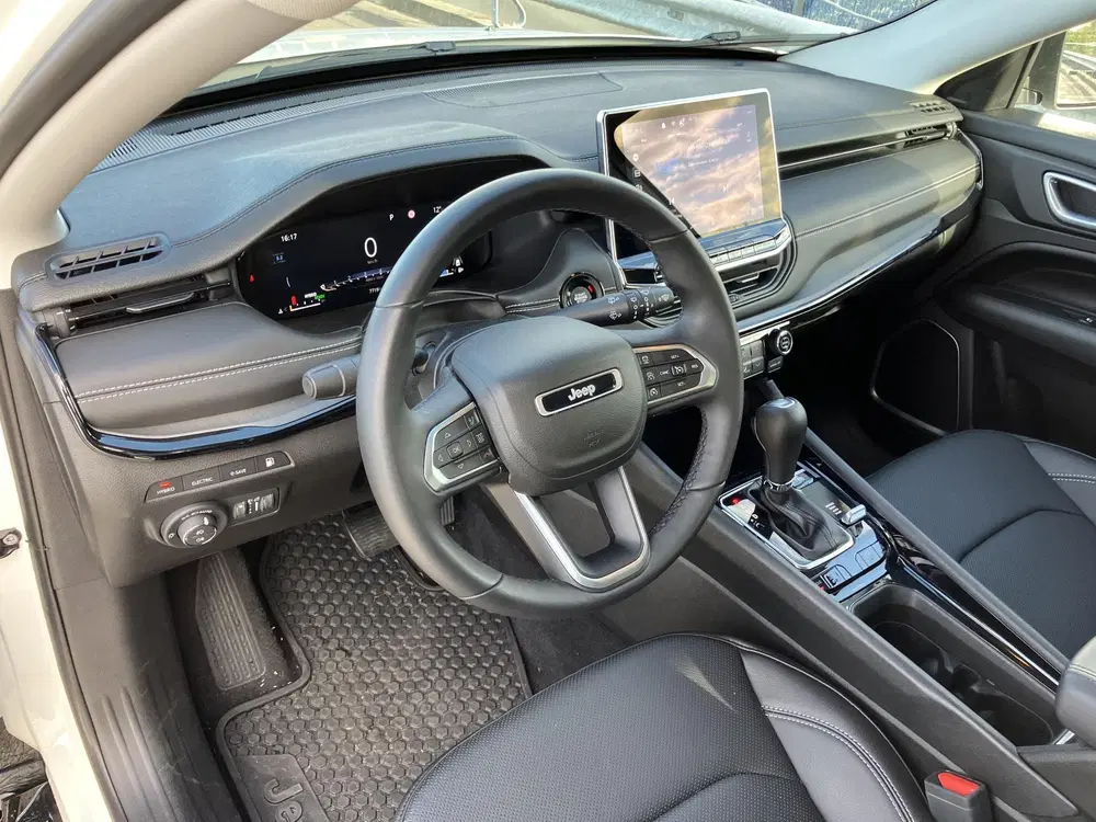 Jeep Compass S 4xe 240 4x4 Plug-In Hybride uit 2024, foto 2