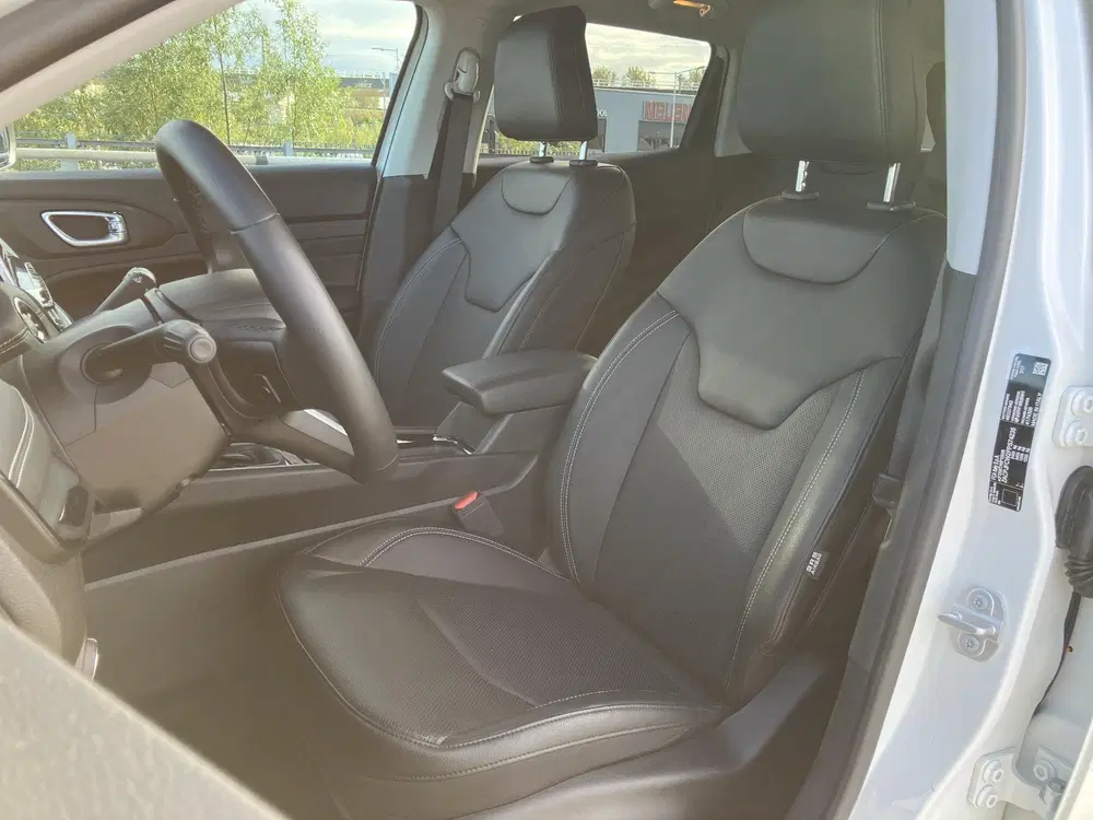 Jeep Compass S 4xe 240 4x4 Plug-In Hybride uit 2024, foto 8