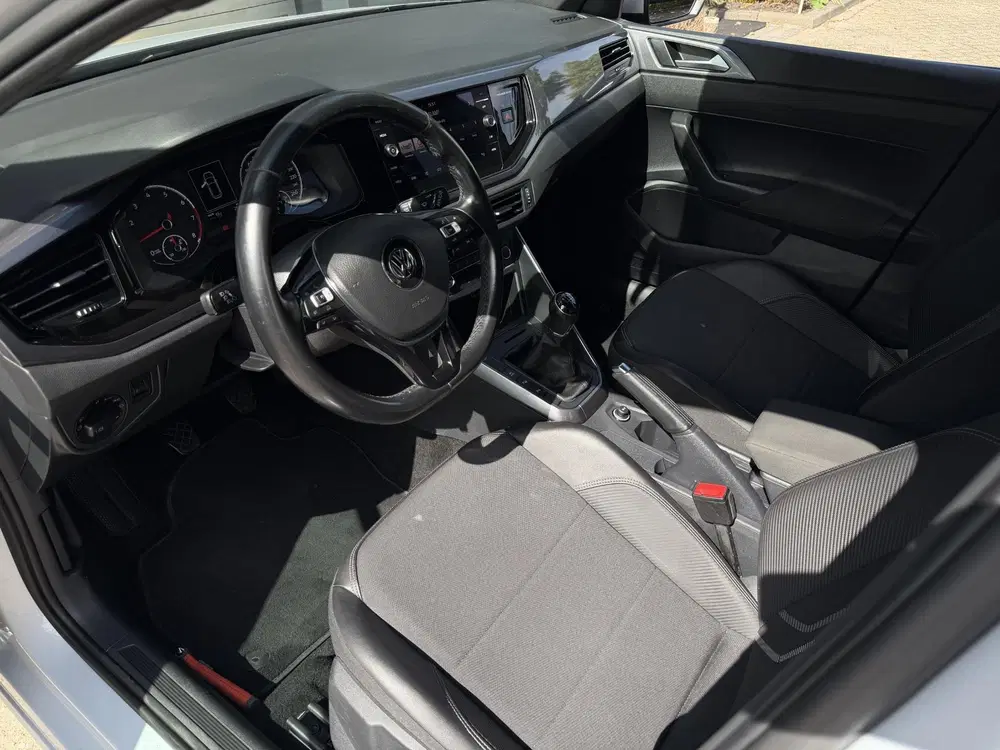Volkswagen Polo 1.0 TSI Comfortline Business uit 2020, foto 10