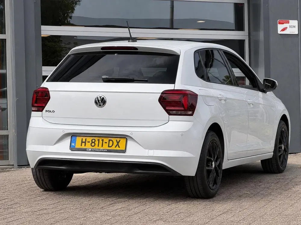 Volkswagen Polo 1.0 TSI Comfortline Business uit 2020, foto 3