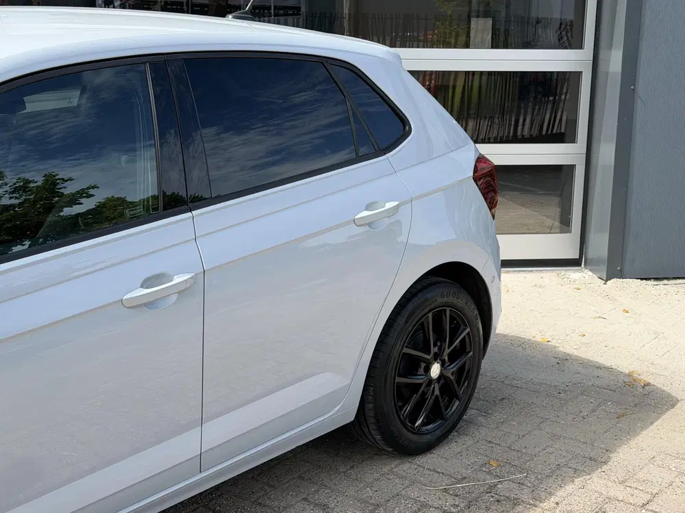 Volkswagen Polo 1.0 TSI Comfortline Business uit 2020, foto 8