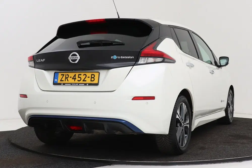 Nissan Leaf N-Connecta 40 kWh uit 2019, foto 10