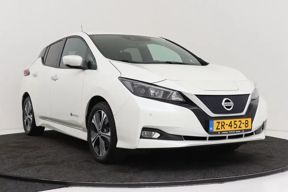 Nissan Leaf N-Connecta 40 kWh uit 2019, foto 12