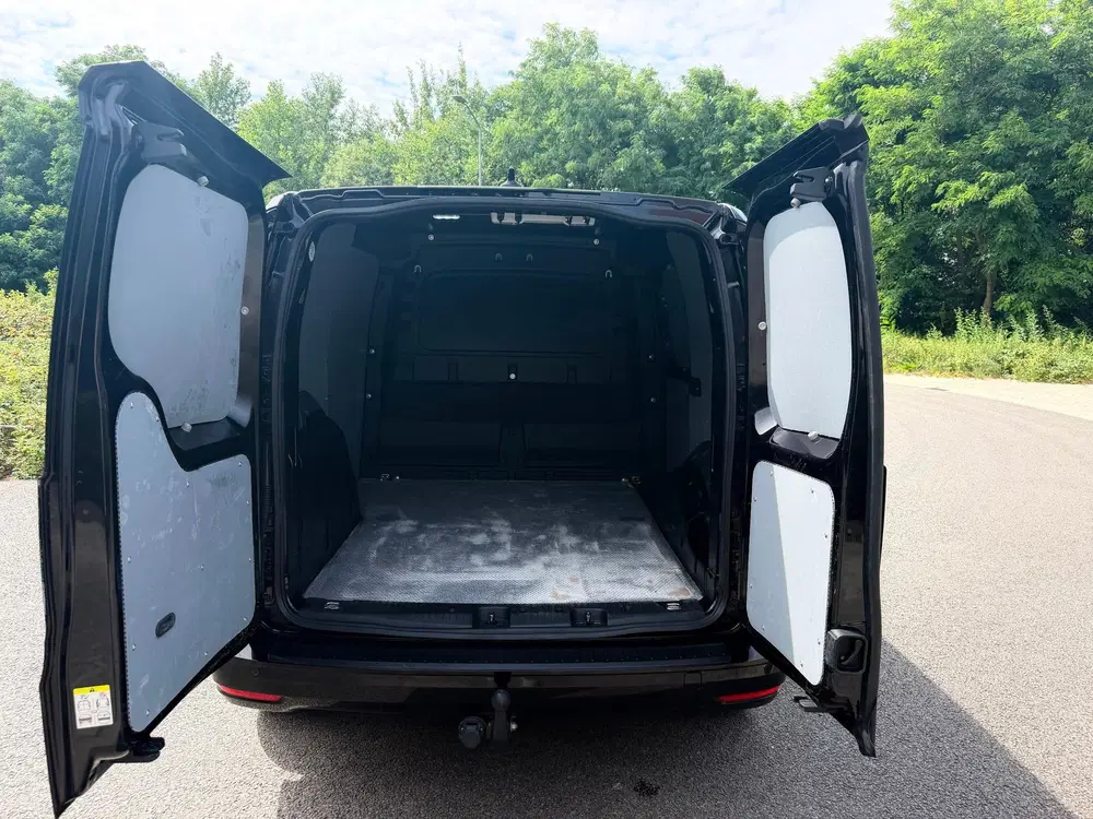 Volkswagen Caddy 2.0 TDI Exclusive Apple carplay Navi uit 2023, foto 13