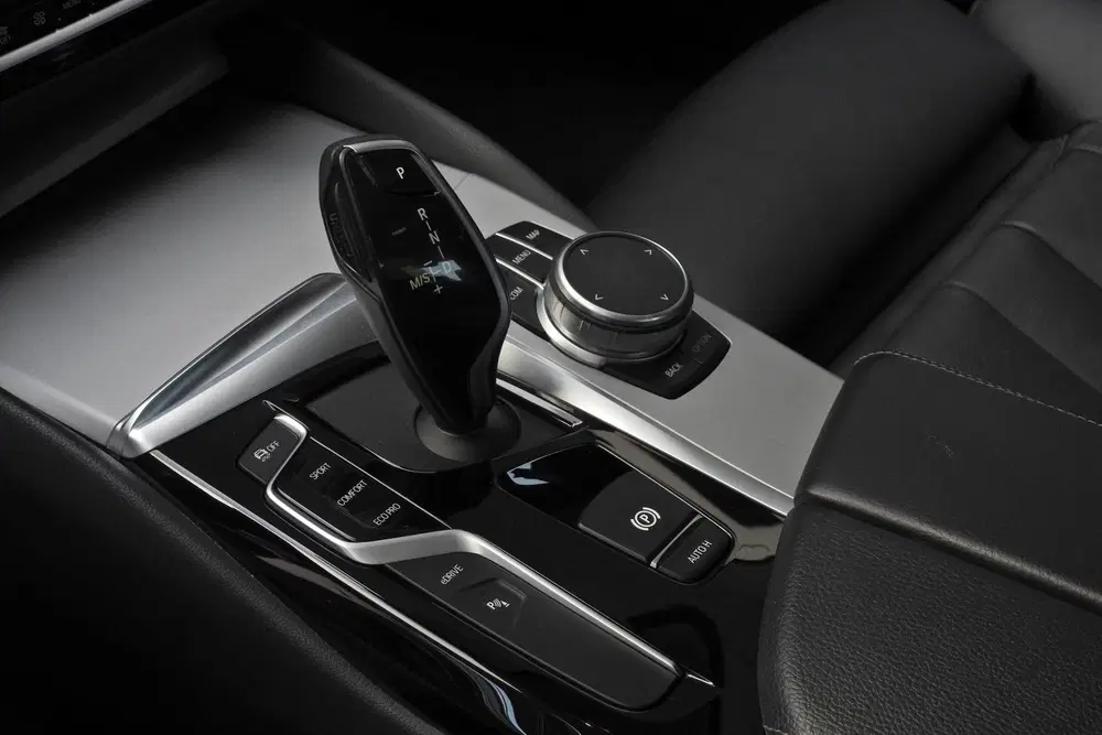 BMW 5-serie 530e Automaat uit 2019, foto 13