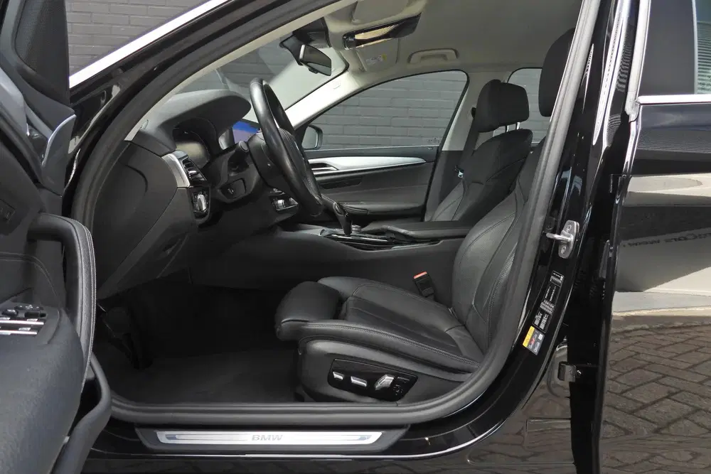 BMW 5-serie 530e Automaat uit 2019, foto 15